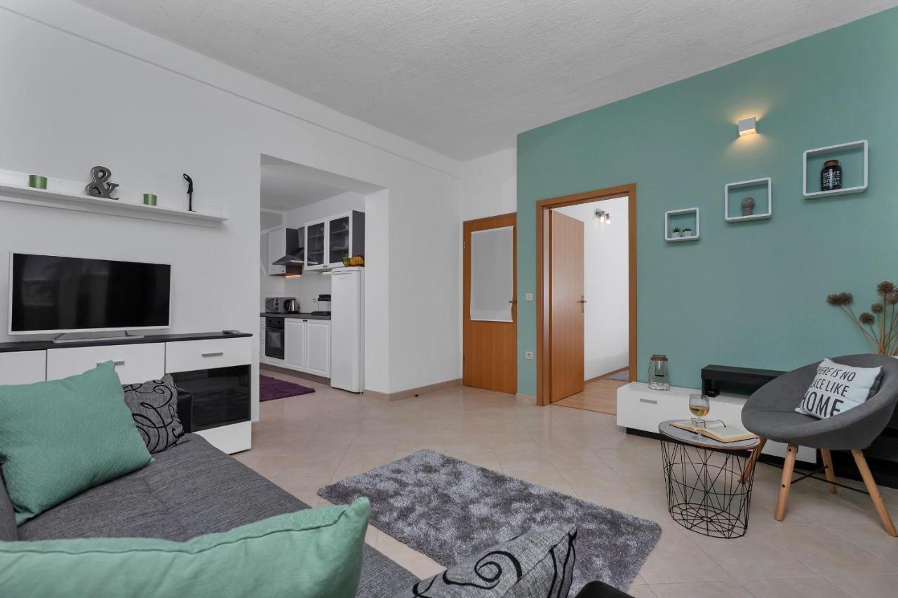 Apartmani Luna Baška Voda Εξωτερικό φωτογραφία