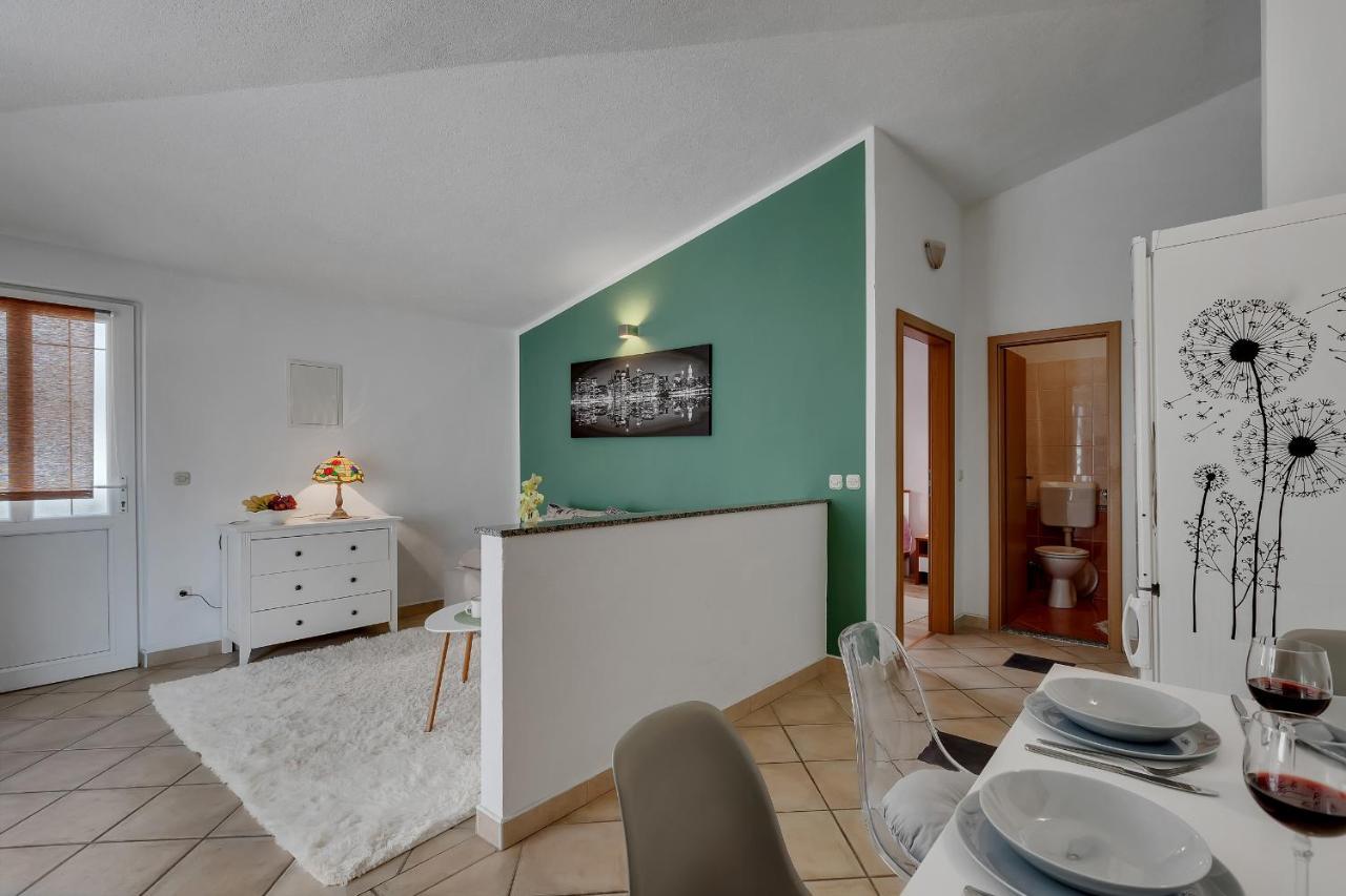 Apartmani Luna Baška Voda Εξωτερικό φωτογραφία