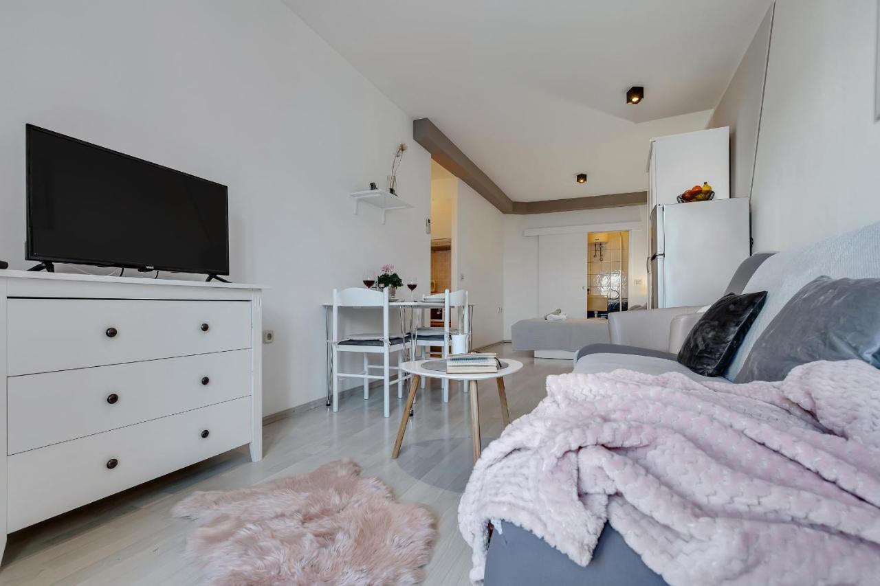 Apartmani Luna Baška Voda Εξωτερικό φωτογραφία