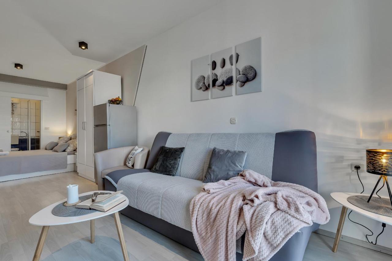 Apartmani Luna Baška Voda Εξωτερικό φωτογραφία
