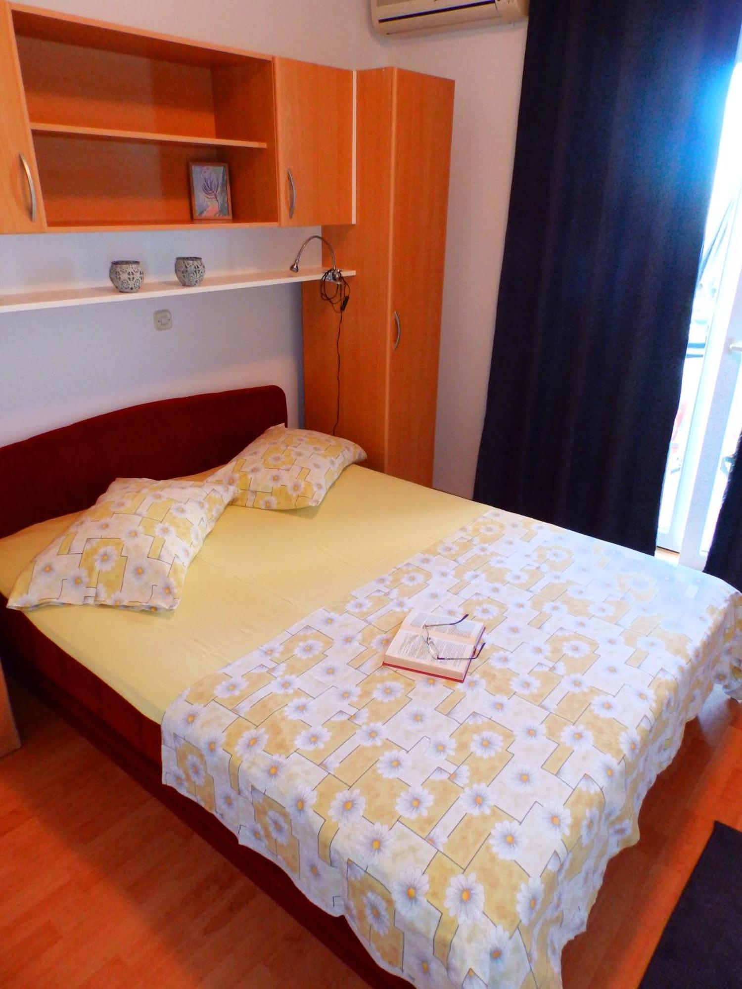 Apartmani Luna Baška Voda Δωμάτιο φωτογραφία