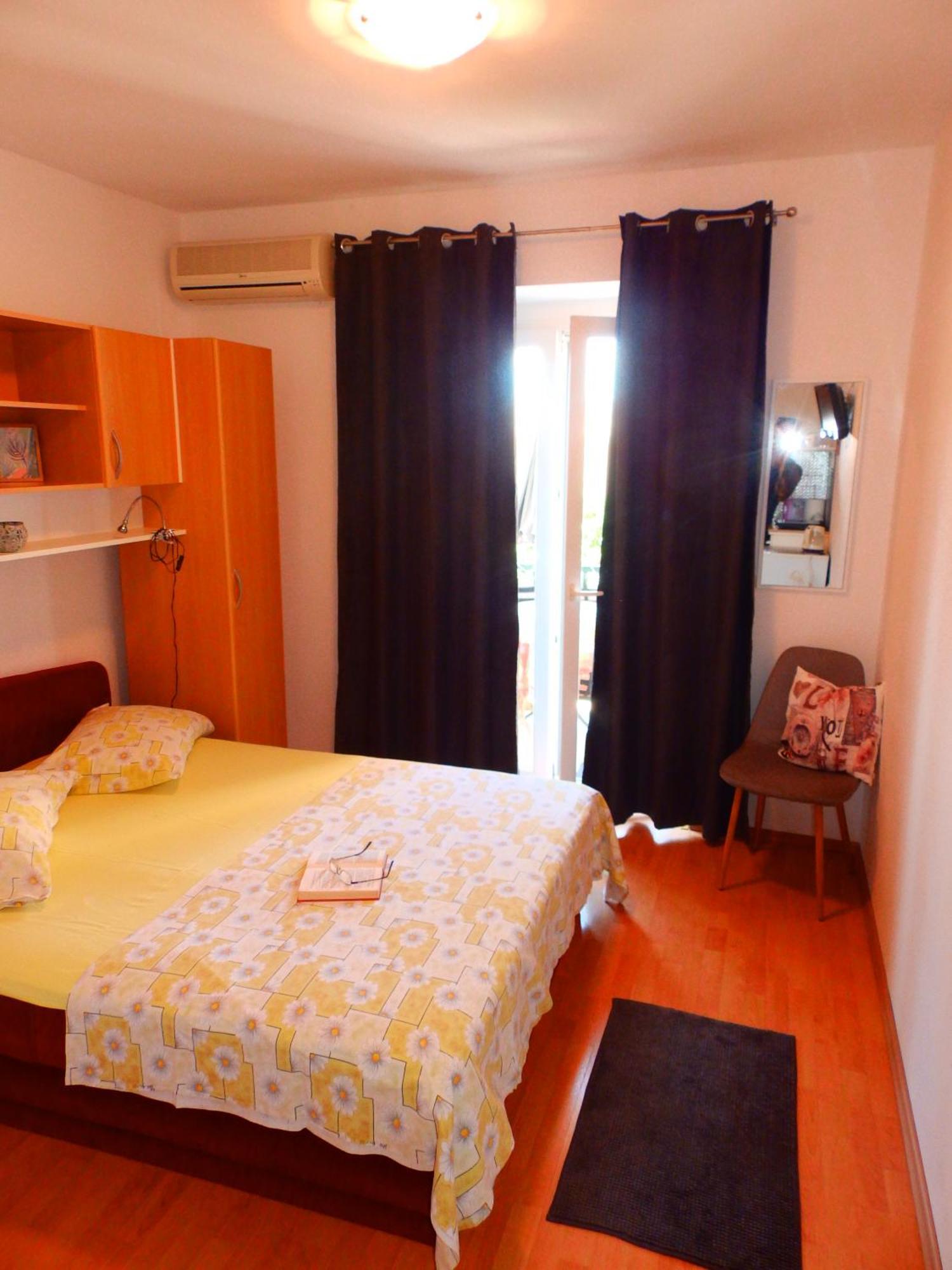 Apartmani Luna Baška Voda Δωμάτιο φωτογραφία